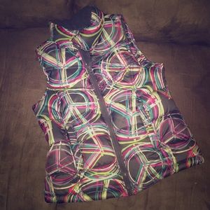 New condition Old Navy girls patterned vest